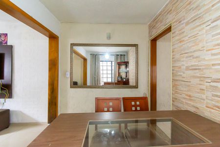 Casa para alugar com 100m², 2 quartos e 1 vagaSala