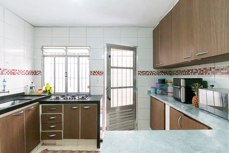 Casa para alugar com 100m², 2 quartos e 1 vagaCozinha