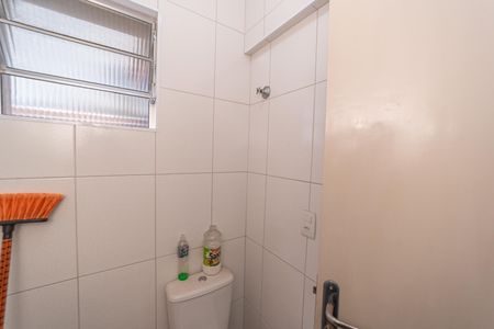 Casa à venda com 167m², 3 quartos e 6 vagas Casa à venda com 167m², 3 quartos e 6 vagasLavabo