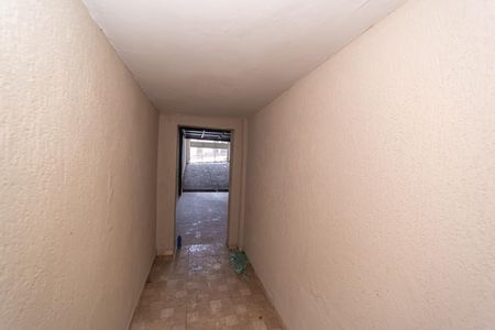 Casa à venda com 167m², 3 quartos e 6 vagas Casa à venda com 167m², 3 quartos e 6 vagasEscritório