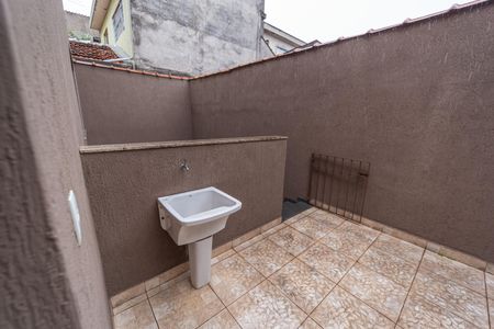 Casa à venda com 167m², 3 quartos e 6 vagas Casa à venda com 167m², 3 quartos e 6 vagasÁrea de Serviço