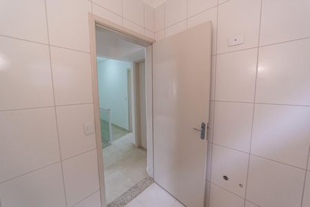 Casa à venda com 167m², 3 quartos e 6 vagas Casa à venda com 167m², 3 quartos e 6 vagasBanheiro Social