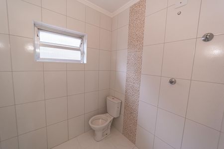 Casa à venda com 167m², 3 quartos e 6 vagas Casa à venda com 167m², 3 quartos e 6 vagasBanheiro Social