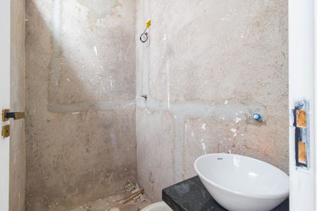 Casa à venda com 345m², 10 quartos e 4 vagas Casa à venda com 345m², 10 quartos e 4 vagasBanheiro - Casa 4