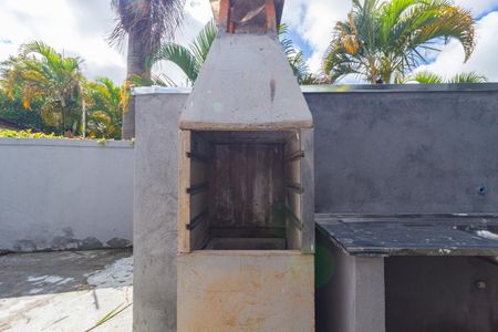 Casa à venda com 345m², 10 quartos e 4 vagas Casa à venda com 345m², 10 quartos e 4 vagasDetalhe Quintal - Casa 4