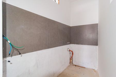 Casa à venda com 345m², 10 quartos e 4 vagas Casa à venda com 345m², 10 quartos e 4 vagasÁrea de Serviço - Casa 1