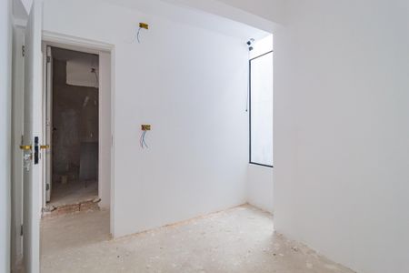 Casa à venda com 345m², 10 quartos e 4 vagas Casa à venda com 345m², 10 quartos e 4 vagasQuarto 1 - Casa 2