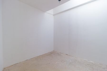 Casa à venda com 345m², 10 quartos e 4 vagas Casa à venda com 345m², 10 quartos e 4 vagasQuarto 1 - Casa 4