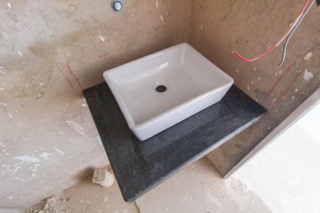 Casa à venda com 345m², 10 quartos e 4 vagas Casa à venda com 345m², 10 quartos e 4 vagasDetalhe Banheiro - Casa 2