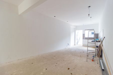 Casa à venda com 345m², 10 quartos e 4 vagas Casa à venda com 345m², 10 quartos e 4 vagasSala - Casa 4