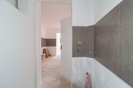 Casa à venda com 345m², 10 quartos e 4 vagas Casa à venda com 345m², 10 quartos e 4 vagasÁrea de Serviço - Casa 1