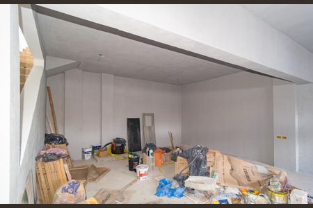 Casa à venda com 345m², 10 quartos e 4 vagas Casa à venda com 345m², 10 quartos e 4 vagasGaragem