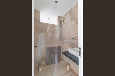 Casa à venda com 345m², 10 quartos e 4 vagas Casa à venda com 345m², 10 quartos e 4 vagasBanheiro - Casa 2