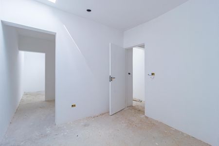 Casa à venda com 345m², 10 quartos e 4 vagas Casa à venda com 345m², 10 quartos e 4 vagasQuarto 1 - Casa 4