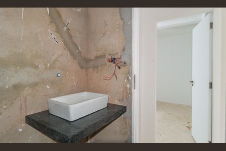 Casa à venda com 345m², 10 quartos e 4 vagas Casa à venda com 345m², 10 quartos e 4 vagasBanheiro - Casa 2