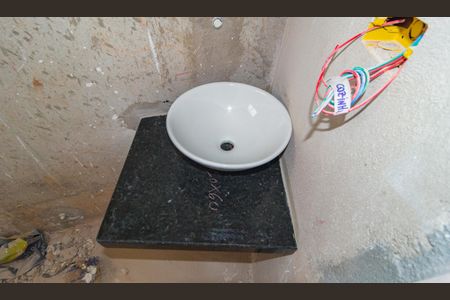 Casa à venda com 345m², 10 quartos e 4 vagas Casa à venda com 345m², 10 quartos e 4 vagasDetalhe Banheiro - Casa 3