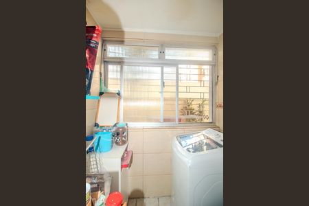 Apartamento à venda com 70m², 2 quartos e 1 vagaÁrea de Serviço