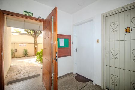 Apartamento à venda com 70m², 2 quartos e 1 vagaHall de entrada