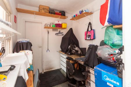 Casa para alugar com 168m², 3 quartos e 2 vagasQuarto de Serviço