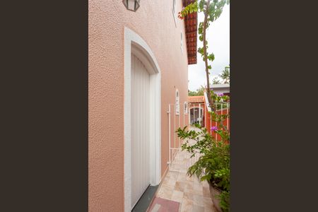 Casa para alugar com 168m², 3 quartos e 2 vagasEntrada