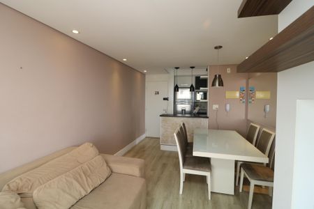 Apartamento para alugar com 67m², 3 quartos e 1 vagaSala