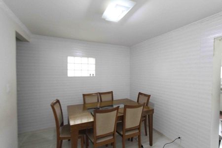 Casa à venda com 150m², 2 quartos e 2 vagasCopa