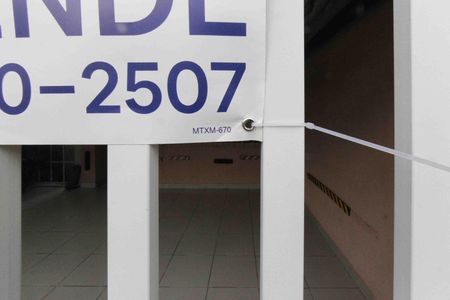 Casa à venda com 150m², 2 quartos e 2 vagasPlaquinha 