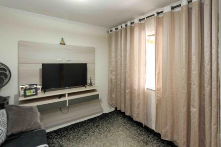 Casa à venda com 150m², 2 quartos e 2 vagasSala