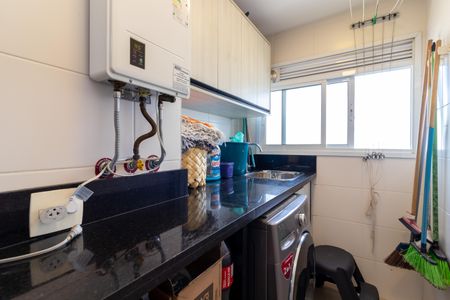 Apartamento à venda com 70m², 2 quartos e 1 vagaÁrea de Serviço