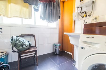 Apartamento para alugar com 133m², 3 quartos e 2 vagasÁrea de Serviço