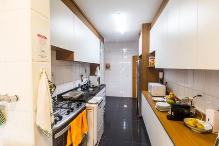 Apartamento para alugar com 133m², 3 quartos e 2 vagasCozinha