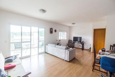 Apartamento para alugar com 133m², 3 quartos e 2 vagasSala