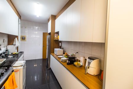 Apartamento para alugar com 133m², 3 quartos e 2 vagasCozinha