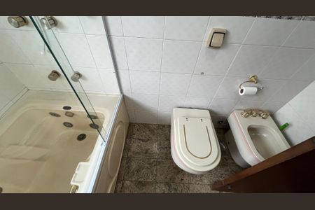 Casa à venda com 345m², 5 quartos e 3 vagas