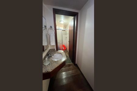 Casa à venda com 345m², 5 quartos e 3 vagas