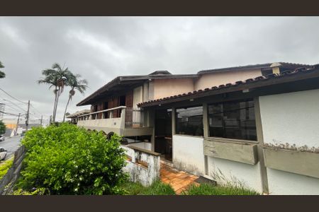 Casa à venda com 345m², 5 quartos e 3 vagas