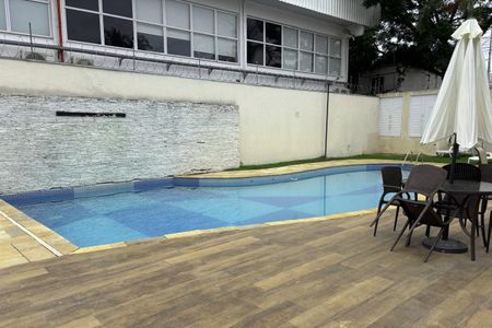 Apartamento à venda com 54m², 2 quartos e 1 vagaÁrea comum - Piscina