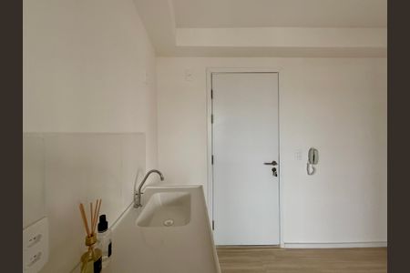Cozinha de apartamento à venda com 1 quarto, 31m² em Vila Plana, São Paulo