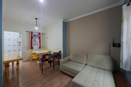 Sala de casa de condomínio para alugar com 1 quarto, 70m² em Balneario Esmeralda, Praia Grande