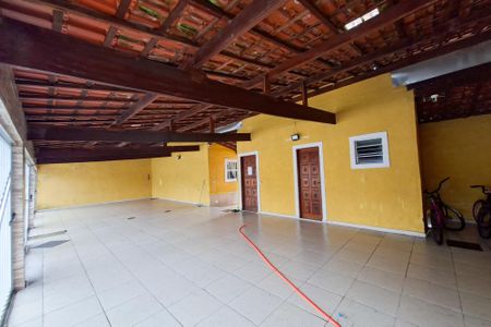 Casa de condomínio para alugar com 70m², 1 quarto e 1 vaga Casa de condomínio para alugar com 70m², 1 quarto e 1 vagaGaragem