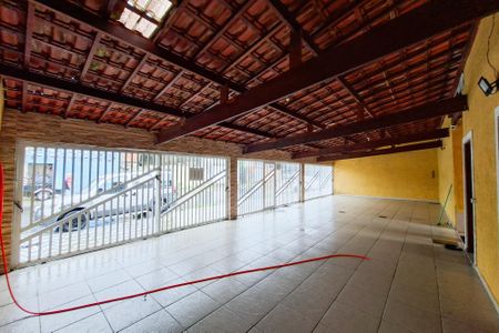 Casa de condomínio para alugar com 70m², 1 quarto e 1 vaga Casa de condomínio para alugar com 70m², 1 quarto e 1 vagaGaragem