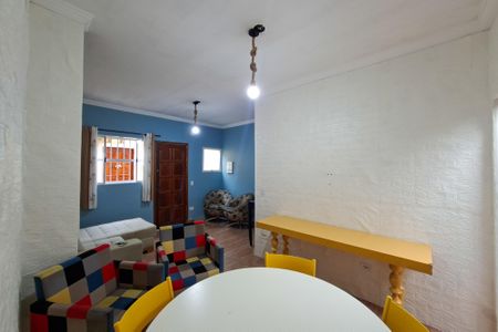 Casa de condomínio para alugar com 70m², 1 quarto e 1 vaga Casa de condomínio para alugar com 70m², 1 quarto e 1 vagaSala