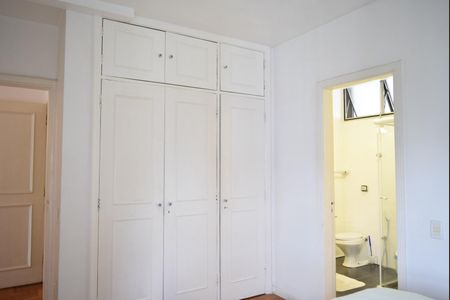 Apartamento para alugar com 140m², 3 quartos e 2 vagasSuíte