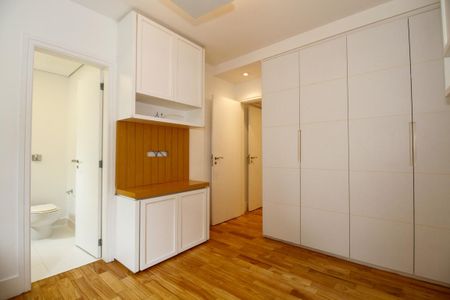 Apartamento para alugar com 170m², 3 quartos e 3 vagasSuíte 1