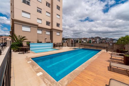 Apartamento para alugar com 60m², 2 quartos e 1 vagaÁrea comum - Piscina
