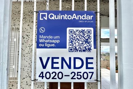 Casa à venda com 120m², 3 quartos e 3 vagas Casa à venda com 120m², 3 quartos e 3 vagasPlaquinha