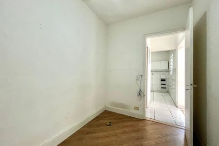 Casa à venda com 120m², 3 quartos e 3 vagas Casa à venda com 120m², 3 quartos e 3 vagasQuarto de Serviço