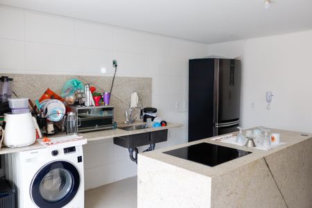 Apartamento à venda com 82m², 3 quartos e 2 vagas Apartamento à venda com 82m², 3 quartos e 2 vagasCozinha