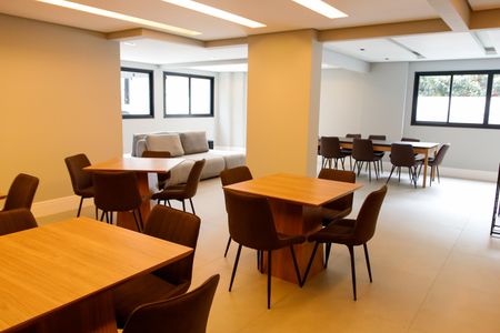 Apartamento à venda com 82m², 3 quartos e 2 vagas Apartamento à venda com 82m², 3 quartos e 2 vagasÁrea comum - Salão de festas