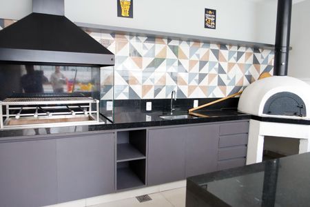 Apartamento à venda com 82m², 3 quartos e 2 vagas Apartamento à venda com 82m², 3 quartos e 2 vagasChurrasqueira